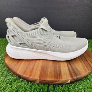 Kizik Athens Athletic Shoes Men's Size 8.5 Women's Size 10 Gray White Slip On